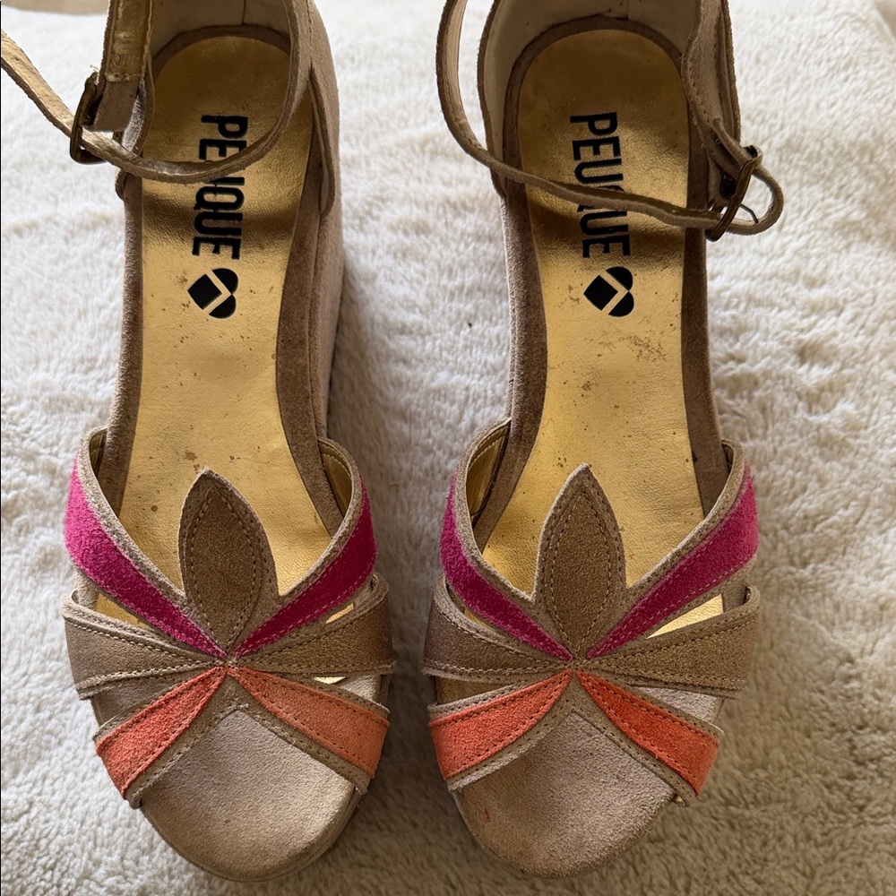 Que Women's Colorful Wedge Sandals